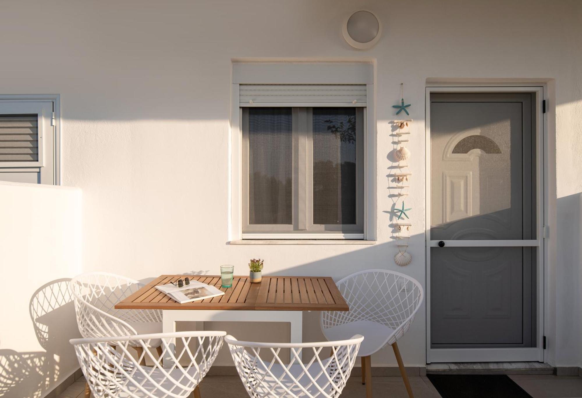 Acapus Studios Toroni Chambre photo
